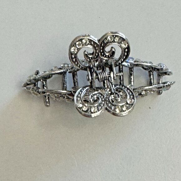 Vintage-Style Silver Tone Filigree Hair Clamp with Aurora Borealis Rhinestones - Picture 3 of 7